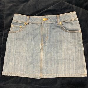 H & M demin skirt
